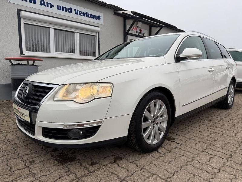 Weiß Gebraucht 2009 VW Passat Comfortline Kombi | 3.999 € (Etwas zu teuer) - Bild 1/4