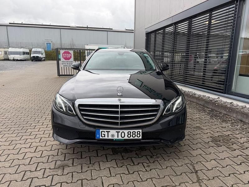 Gebraucht Mercedes E400 340 PS (250 kW) 2020 Schwarz Limousine