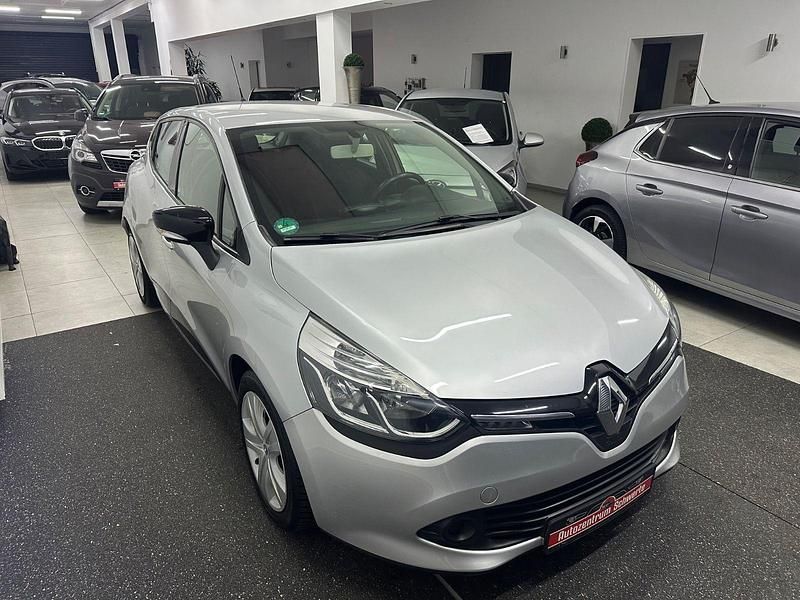 Gebraucht Renault Clio IV Luxe 73 PS (53 kW) 2014 Silber Kleinwagen