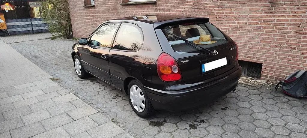 Gebraucht Toyota Corolla 86 PS (63 kW) 1999 Schwarz Kleinwagen