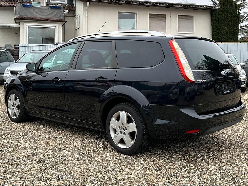 Gebraucht Ford Focus Style 101 PS (74 kW) 2008 Pantherschwarz metallic Kombi
