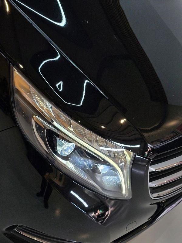 Gebraucht Mercedes V220 Edition 190 PS (139 kW) 2017 Schwarz Van / Kleinbus