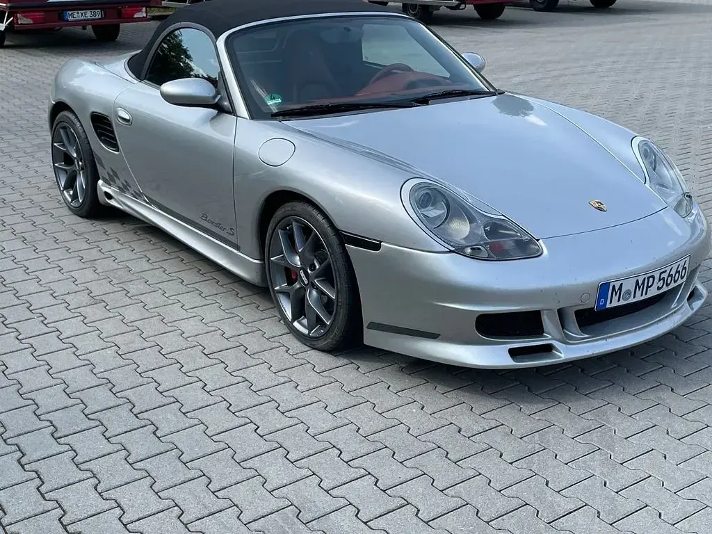 Gebraucht Porsche 986 Boxster 260 PS (191 kW) 2004 Silber Cabrio