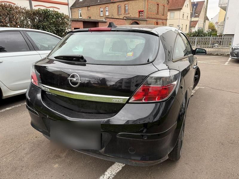 Gebraucht Opel Astra GTC 90 PS (66 kW) 2008 Schwarz Coupé