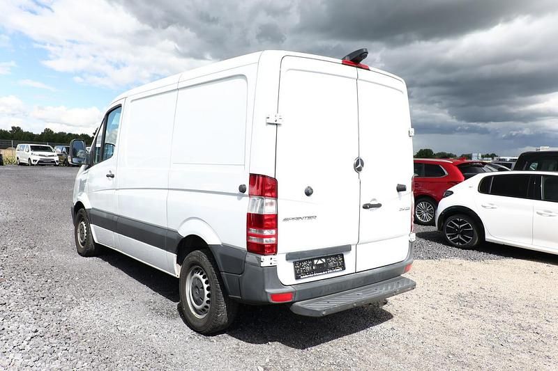 Second-hand Mercedes Sprinter 143 CP (105 kW) 2018 Alb Van