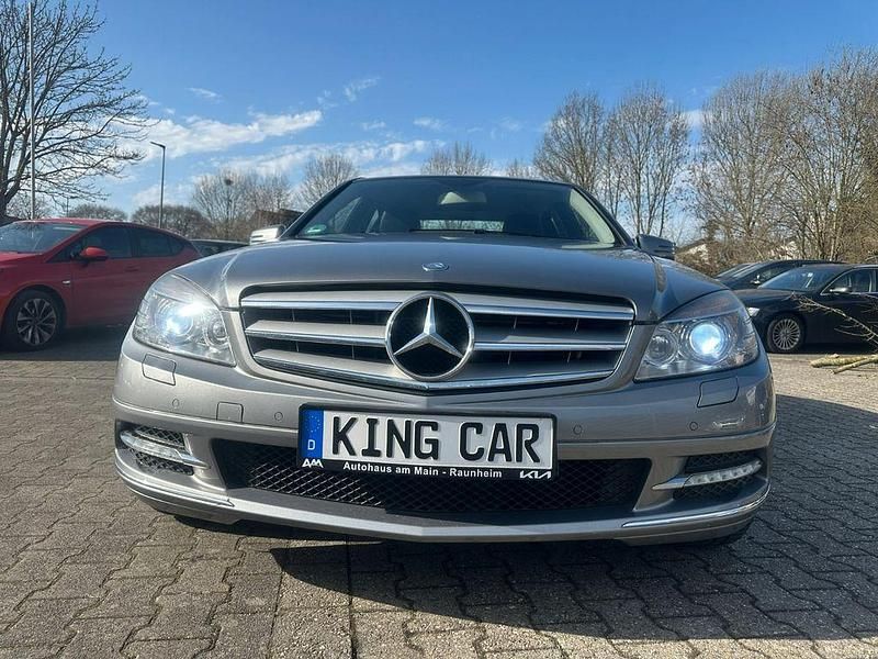 Gebraucht Mercedes C180 Avantgarde 156 PS (114 kW) 2010 Silber Limousine