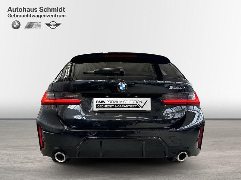 Gebraucht BMW 320 M Sport 190 PS (139 kW) 2024 Saphirschwarz Kombi