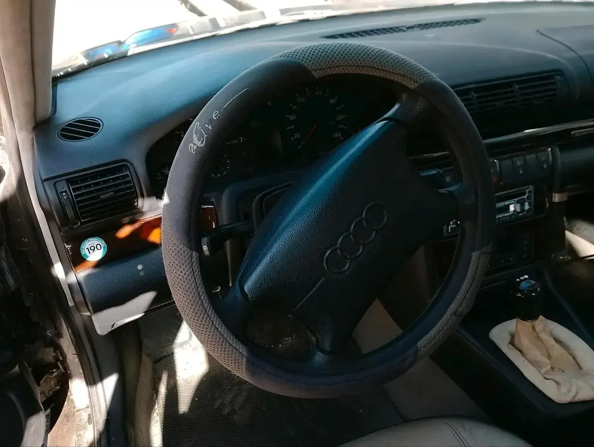 Gebraucht Audi A4 150 PS (110 kW) 1996 Grün Limousine