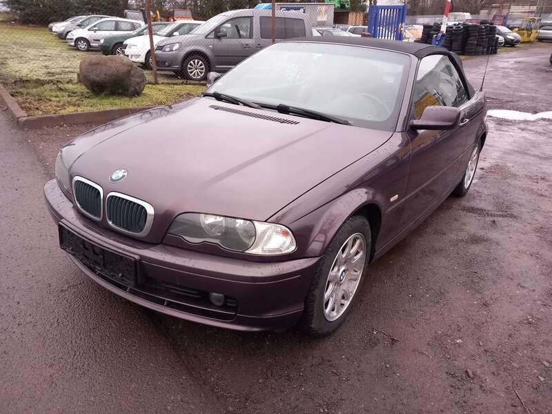Violett Gebraucht 2003 BMW 318 Cabriolet Cabrio | 4.990 € (Fairer Preis) - Bild 1/4