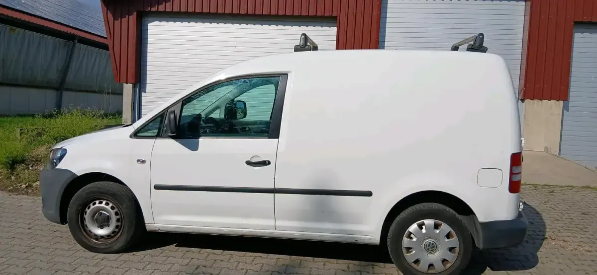 Usado VW Caddy 75 HP (55 kW) 2012 Branco Monovolume