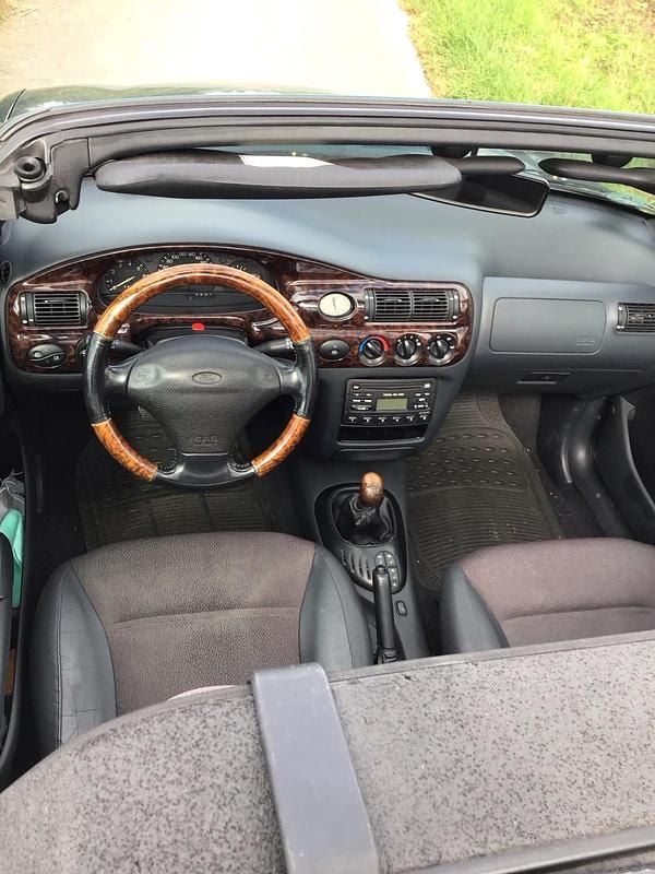 Gebraucht Ford Escort Cabriolet 90 PS (66 kW) 1998 Grün Cabrio