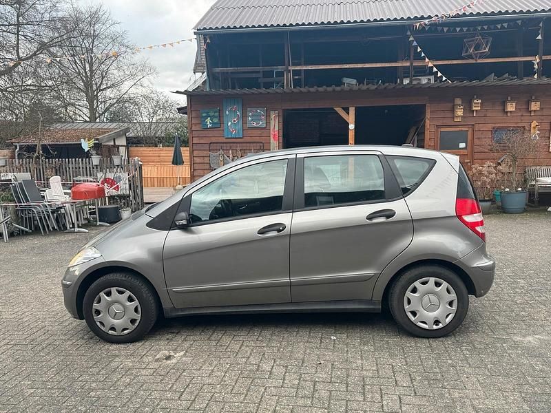 Gebraucht Mercedes A180 116 PS (85 kW) 2005 Beige Kleinwagen