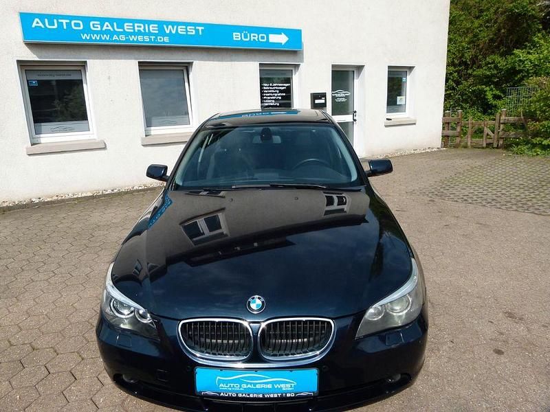 Gebraucht BMW 520 170 PS (125 kW) 2004 Blau Limousine