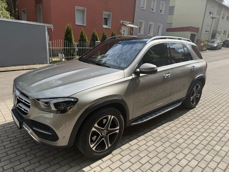 Mojavesilber metalliclack Gebraucht 2020 Mercedes GLE350 SUV | 37.900 € - Bild 1/4