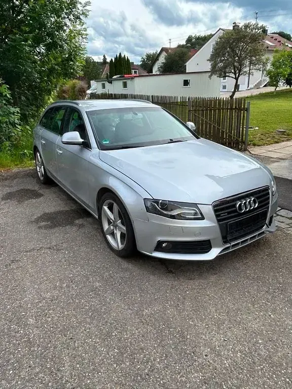Gebraucht Audi A4 160 PS (117 kW) 2008 Silber Limousine