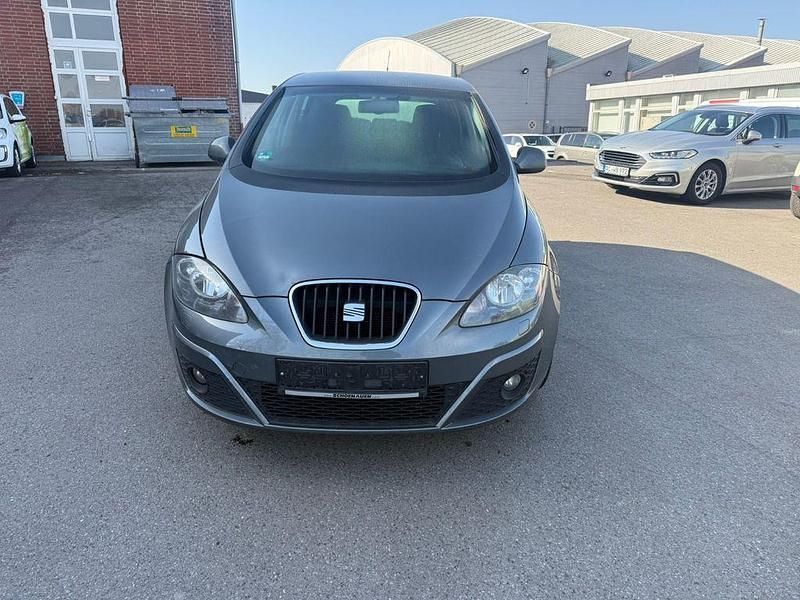 Gebraucht Seat Altea Copa 125 PS (91 kW) 2013 Grau Limousine