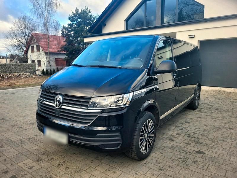 Schwarz Gebraucht 2025 VW Caravelle Van / Kleinbus | 25.300 € (Superpreis) - Bild 1/4