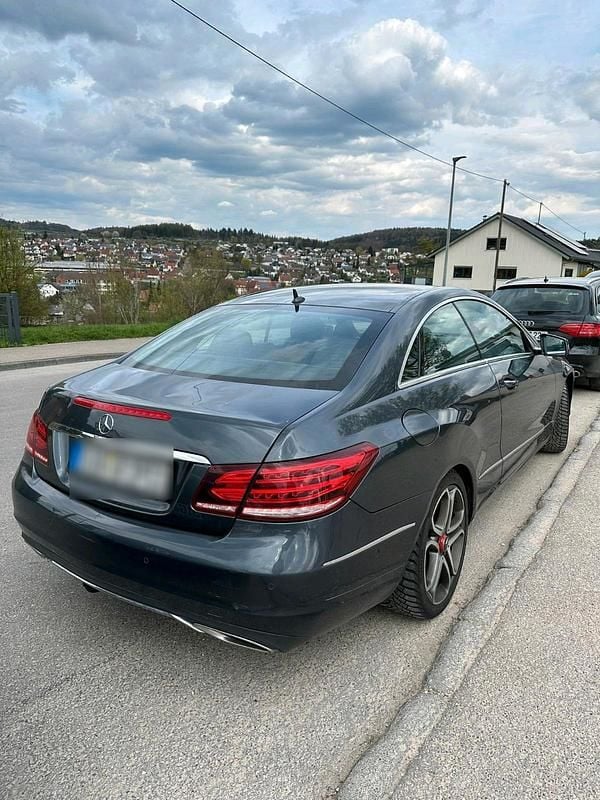 Second-hand Mercedes E200 184 CP (135 kW) 2015 Gri Coupe