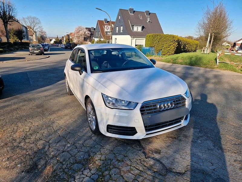 Second-hand Audi A1 82 CP (60 kW) 2017 Alb Hatchback
