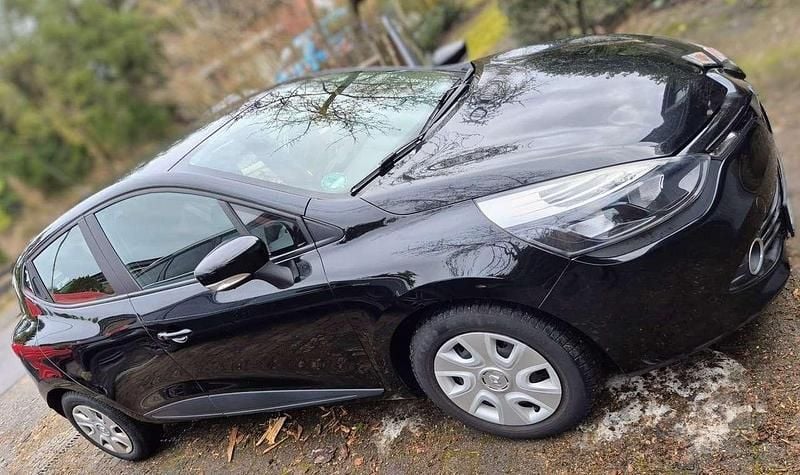 Gebraucht Renault Clio IV Expression 73 PS (53 kW) 2013 Schwarz Kleinwagen