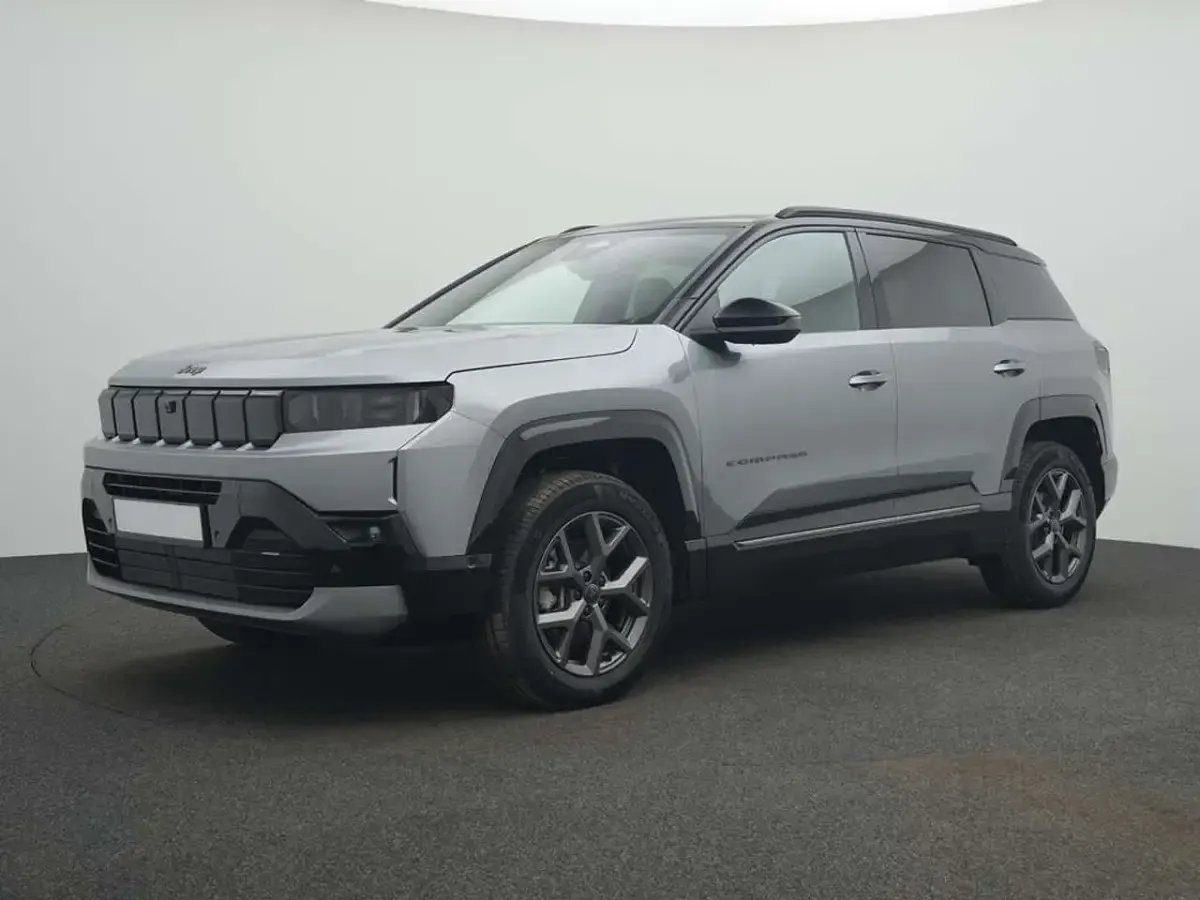 Gebraucht Jeep Compass 145 PS (106 kW) 2026 Grau / dach schwarz SUV