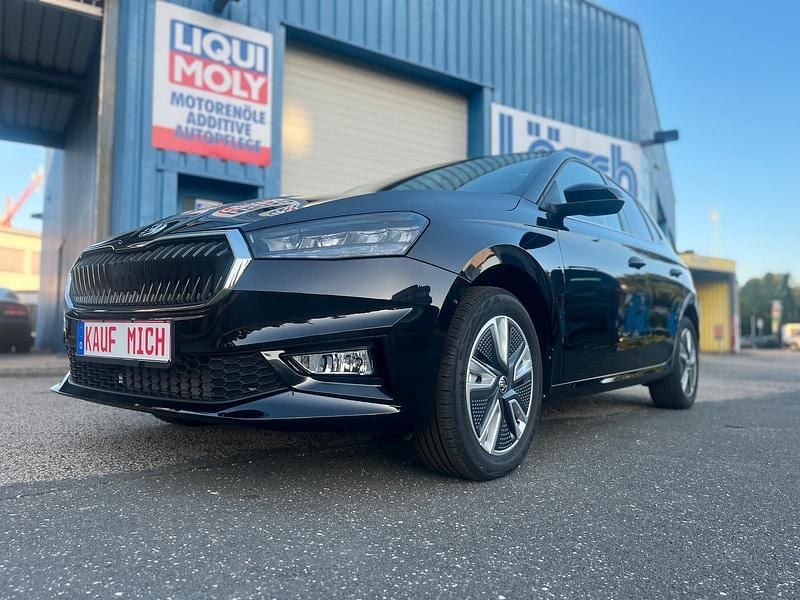 Schwarz Gebraucht 2024 Skoda Fabia Style Kleinwagen | 22.165 € (Fairer Preis) - Bild 1/4