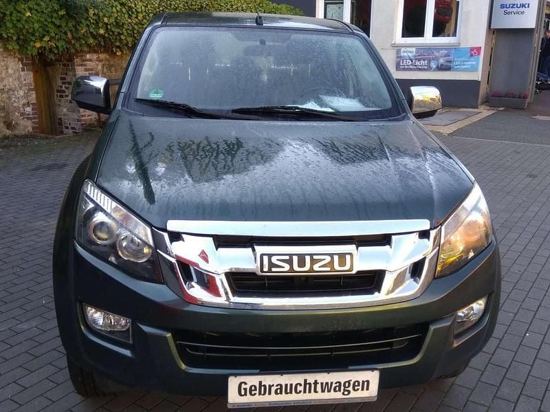 Tundra green met 533 Gebraucht 2014 Isuzu D-Max Abholung | 19.990 € (Fairer Preis) - Bild 1/4