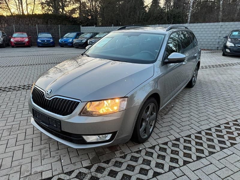 Gebraucht Skoda Octavia 180 PS (132 kW) 2016 Grau Kleinwagen