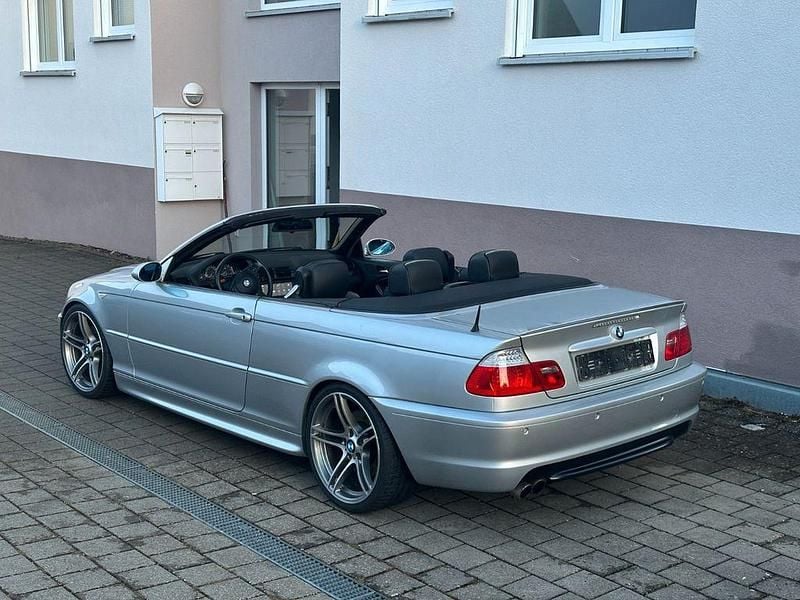 Gebraucht BMW 330 Cabriolet Performance 204 PS (150 kW) 2006 Silber Cabrio