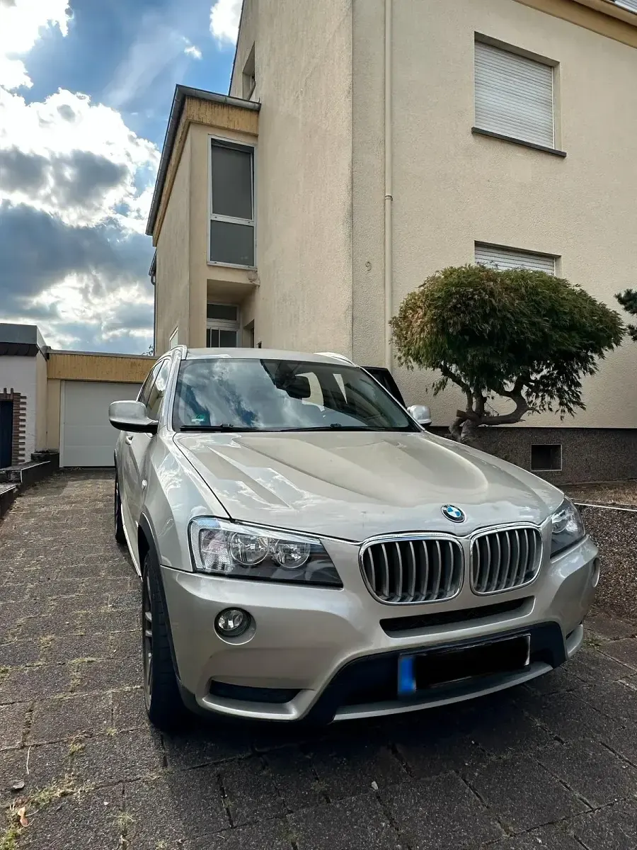 Gebraucht BMW X3 258 PS (189 kW) 2011 Beige SUV