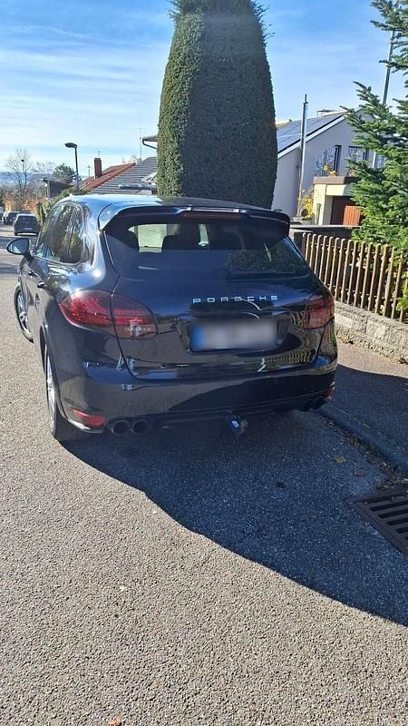 Gebraucht Porsche Cayenne 420 PS (308 kW) 2014 Schwarz SUV
