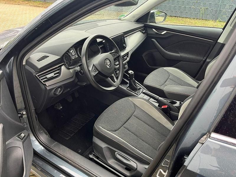Gebraucht Skoda Kamiq Style 95 PS (69 kW) 2020 Grau SUV