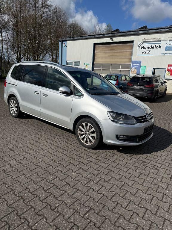 Gebraucht VW Sharan Highline 140 PS (102 kW) 2012 Silber Van / Kleinbus