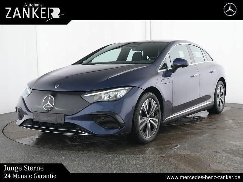 Gebraucht Mercedes EQE300 180 kW (245 PS) 2024 Lack sodalithblau Limousine
