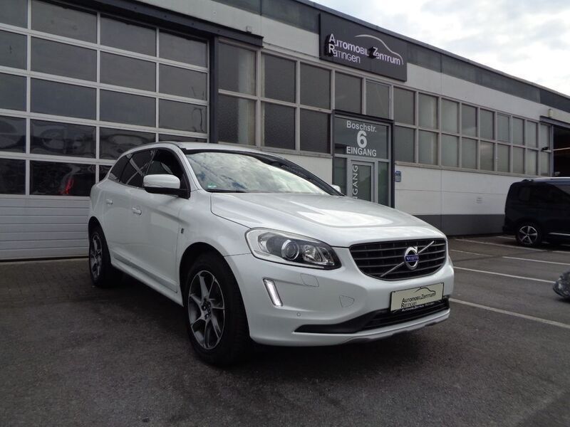 Weiß Gebraucht 2016 Volvo XC60 Ocean Race SUV | 19.490 € (Fairer Preis) - Bild 1/4