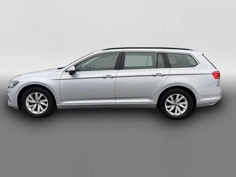 Usata VW Passat Business 122 CV (89 kW) 2022 Argento Station wagon
