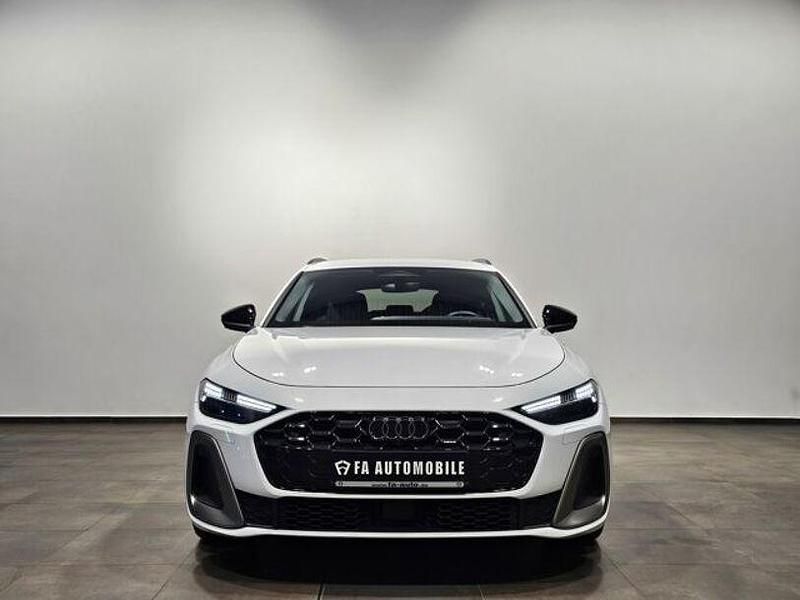 Gebraucht Audi A5 Ambiente 150 PS (110 kW) 2025 Gletscherweiß (metallic) Coupé