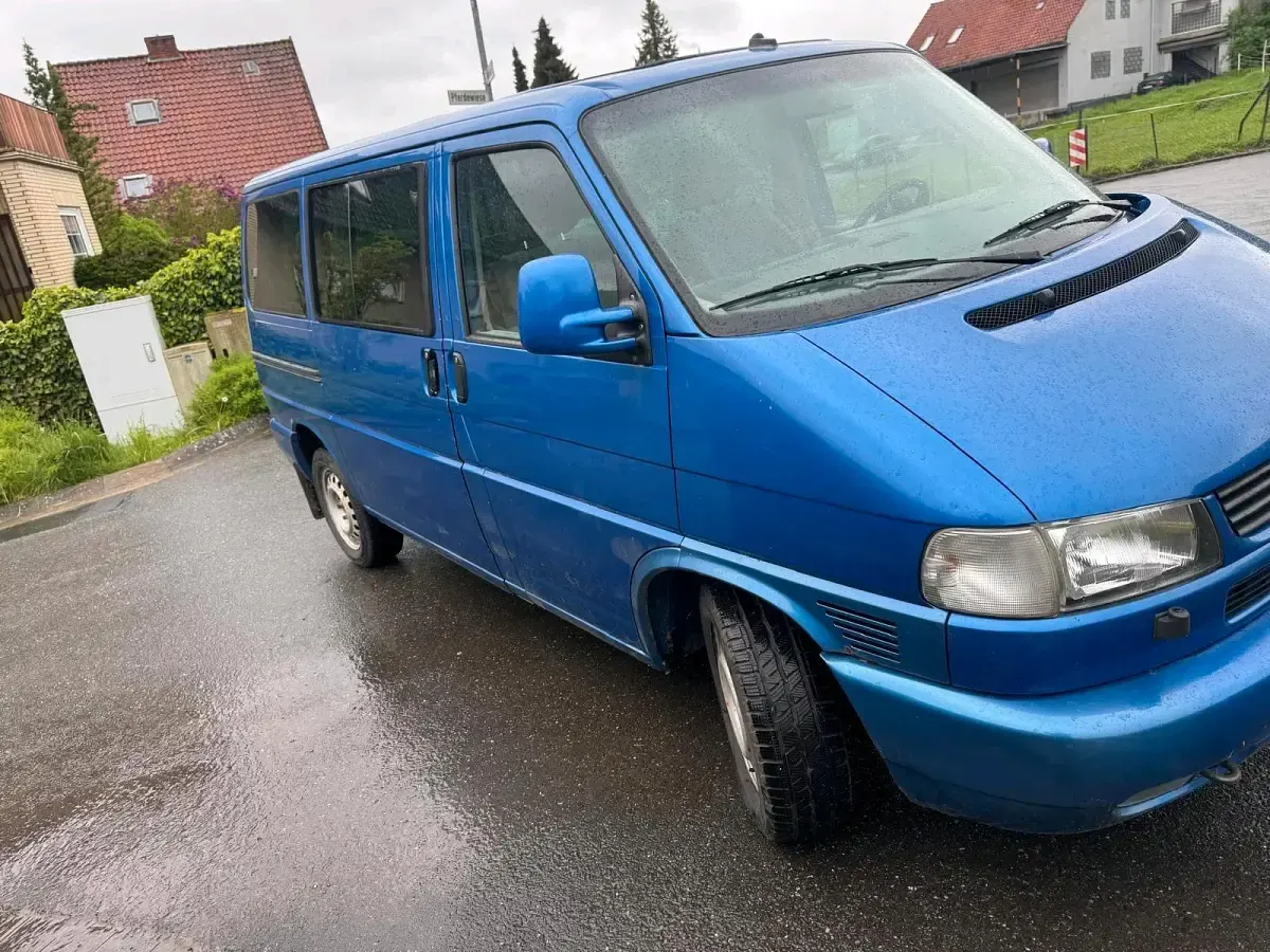 Gebraucht VW Multivan 151 PS (111 kW) 1999 Blau Van / Kleinbus