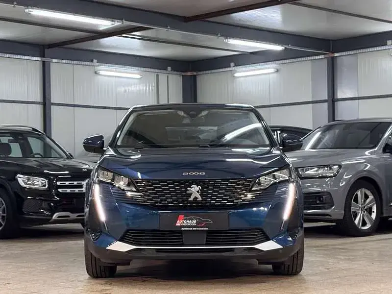 Gebraucht Peugeot 5008 Active 131 PS (96 kW) 2022 Blau SUV