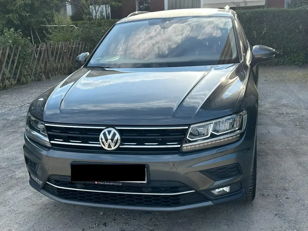 Gebraucht VW Tiguan Highline 150 PS (110 kW) 2019 Grau SUV
