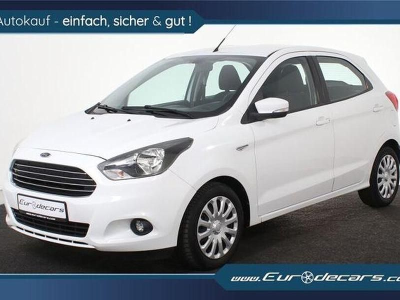 Weiß Gebraucht 2018 Ford Ka Trend Kleinwagen | 7.400 € (Fairer Preis) - Bild 1/4