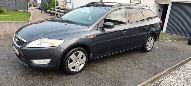 Grau Gebraucht 2008 Ford Mondeo Trend Limousine | 4.000 € (Etwas zu teuer) - Bild 1/4