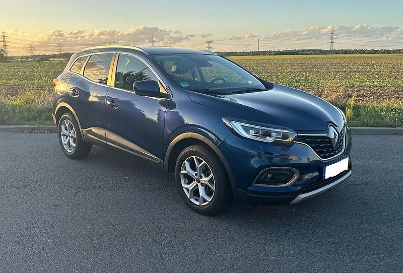 Blau Gebraucht 2019 Renault Kadjar LIMITED SUV | 16.100 € (Guter Preis) - Bild 1/4