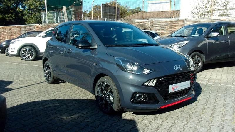 Neu Hyundai i10 N Line 90 PS (66 kW) 2025 Grau Kleinwagen