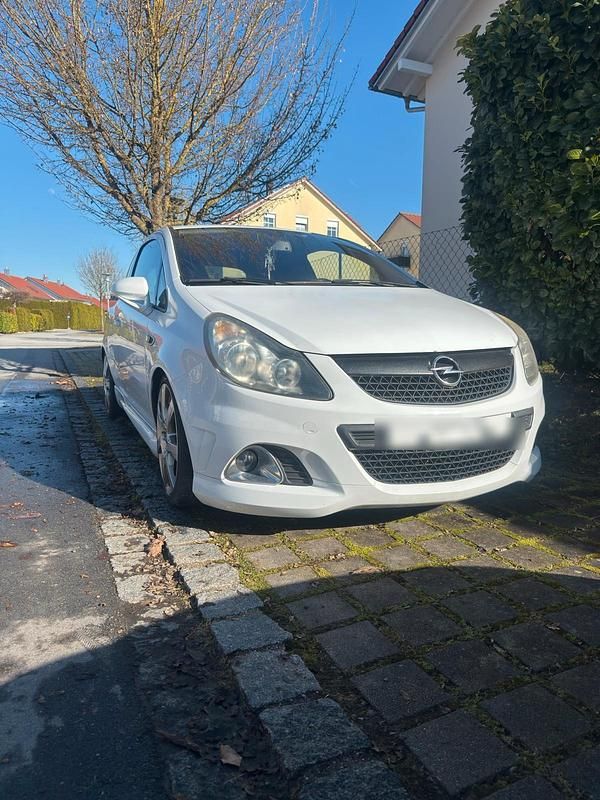 Gebraucht Opel Corsa OPC 192 PS (141 kW) 2009 Weiß Kleinwagen