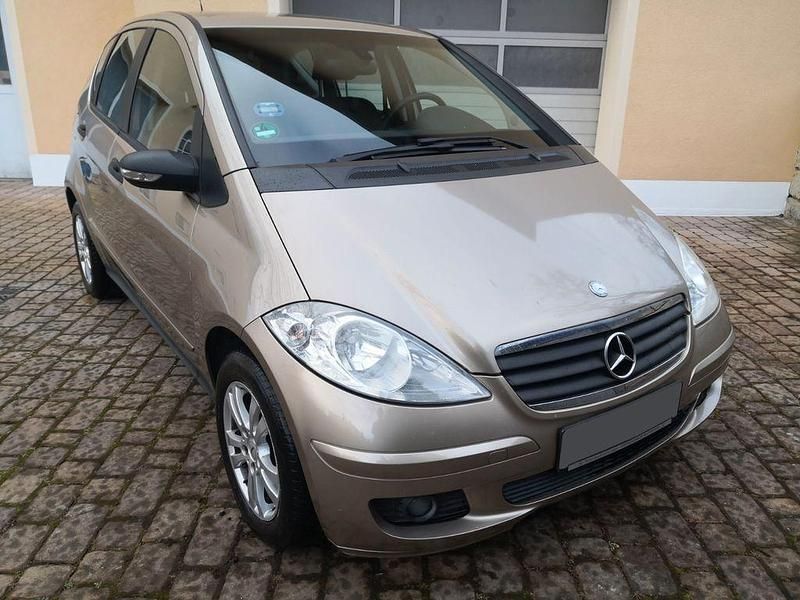 Gebraucht Mercedes A170 Avantgarde 116 PS (85 kW) 2006 Gold Van / Kleinbus