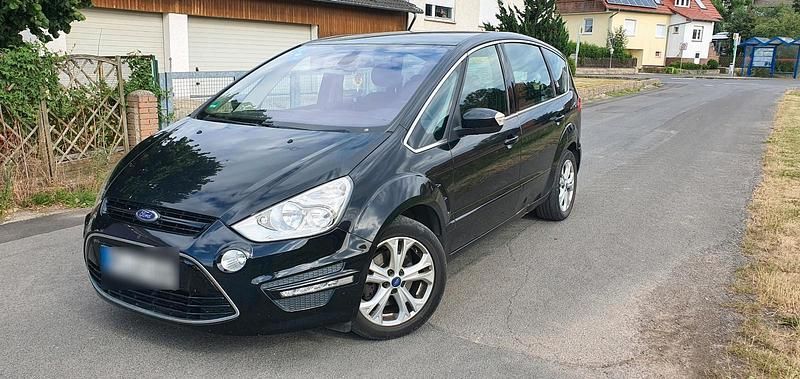 Gebraucht Ford S-MAX S 140 PS (102 kW) 2014 Schwarz Van / Kleinbus