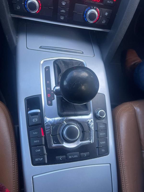 Blau Gebraucht 2010 Audi A6 Limousine | 6.000 € (Superpreis) - Bild 1/4