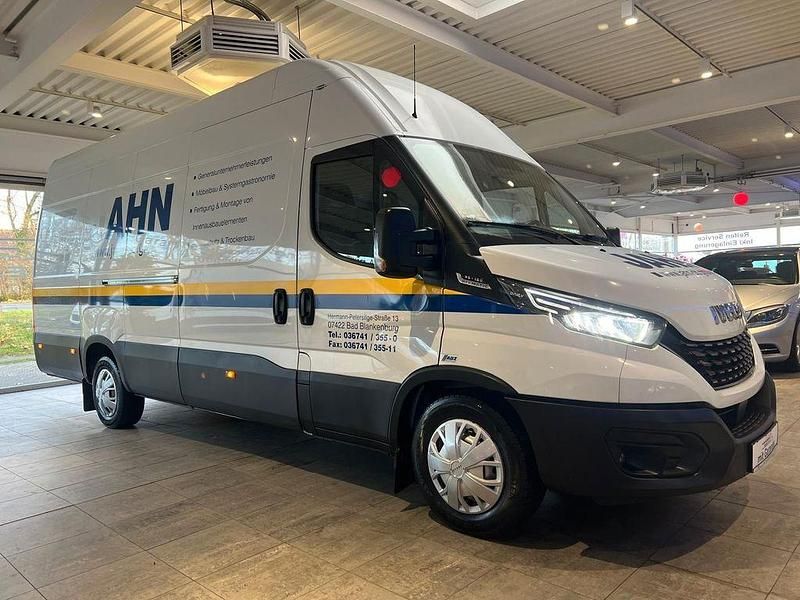 Gebraucht Iveco Daily 156 PS (114 kW) 2021 Weiß Van / Kleinbus