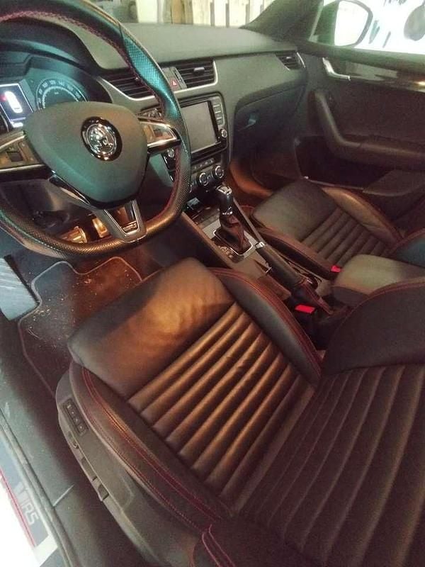 Gebraucht Skoda Octavia RS 184 PS (135 kW) 2017 Weiß Kombi